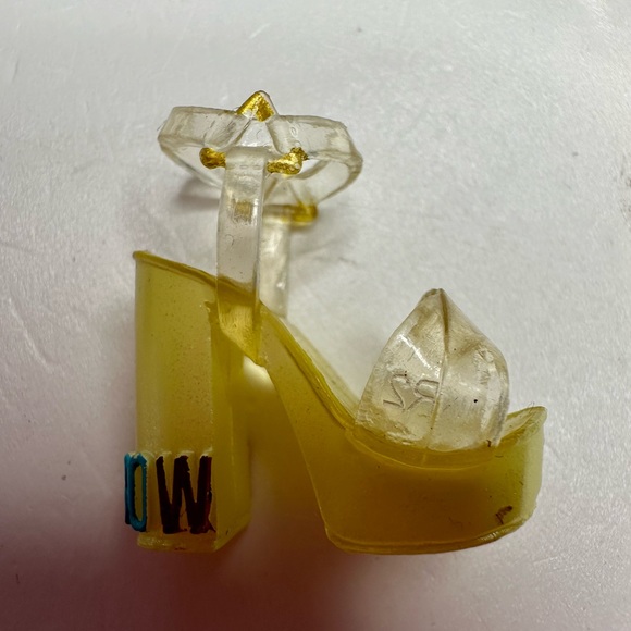 Rainbow High Doll Deluxe Fashion Closet Outfit Replacement Shoes Lot Of 3 - Picture 4 of 8